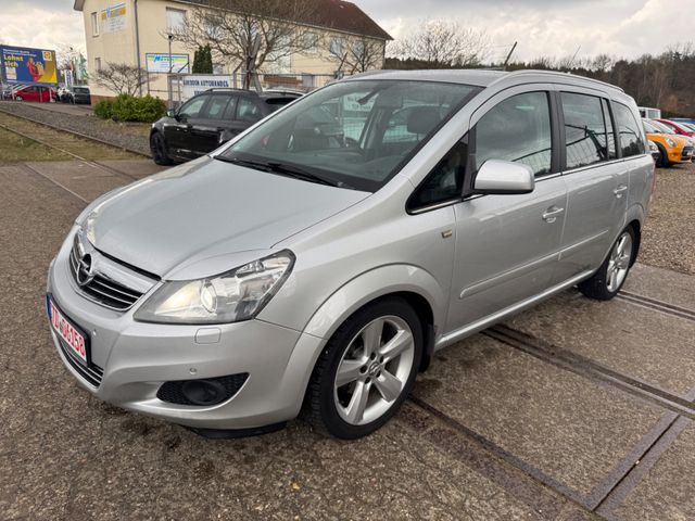 Opel Zafira B Innovation*Bi-Xenon*Klimatr*AHK*SHZ*