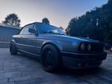 BMW 3er E30 cabrio  - BMW 325 aus 1990: Cabrio