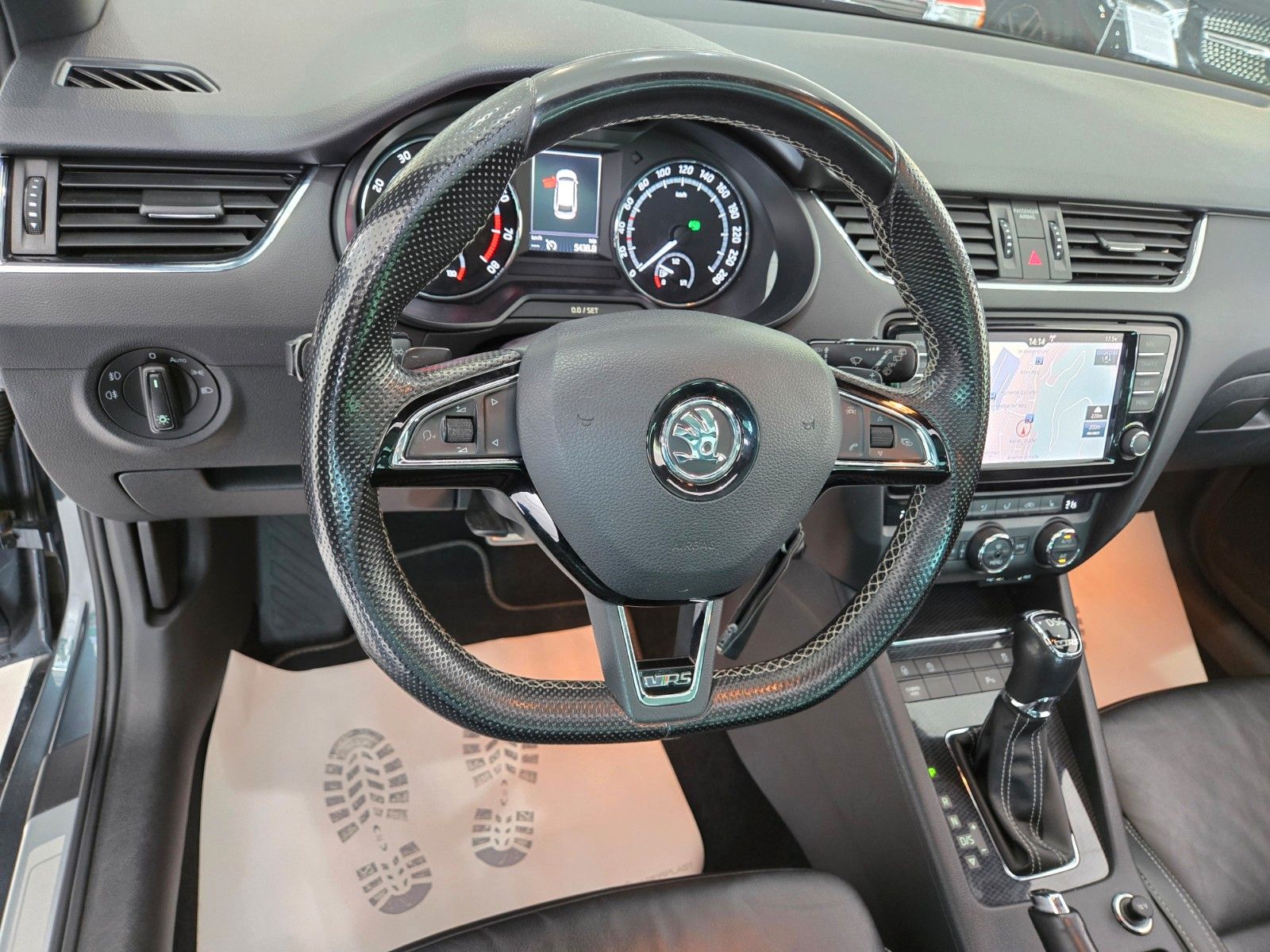 Fahrzeugabbildung SKODA Octavia Combi RS