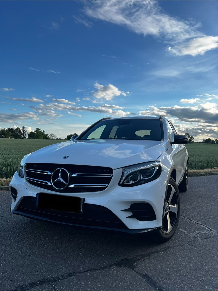 MERCEDES-BENZ GLC 250 d 4MATIC AMG LINE Sport