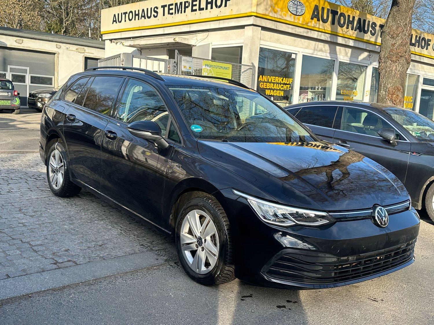 Volkswagen Golf Variant VIII 2.0TDi Acc-Navi-Lane-Side-4zKl