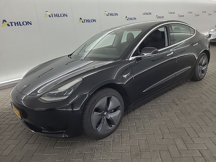 Tesla Model 3 Standard Plus RWD Standard Range Plus 86