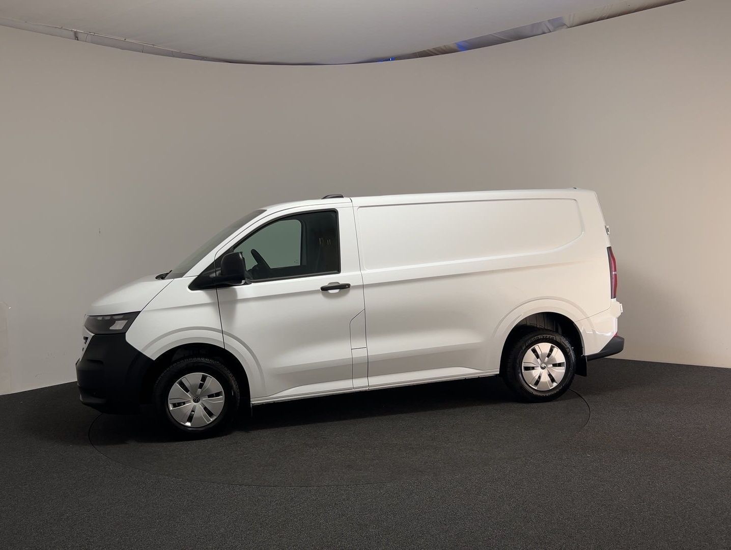 Volkswagen T7 Transporter - Bild 4