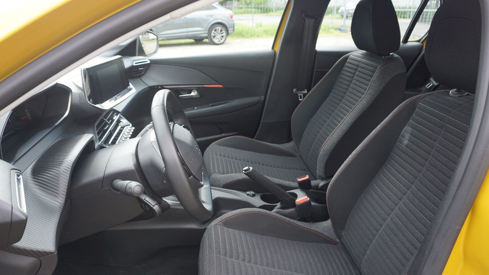 Fahrzeugabbildung Peugeot 208 Active Pack, LED, Sport, PDC, Radio DAB+