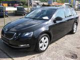 Skoda Octavia Combi Style**Anhängerkupplung** - Skoda Octavia: Kombi, Anhängerkupplung