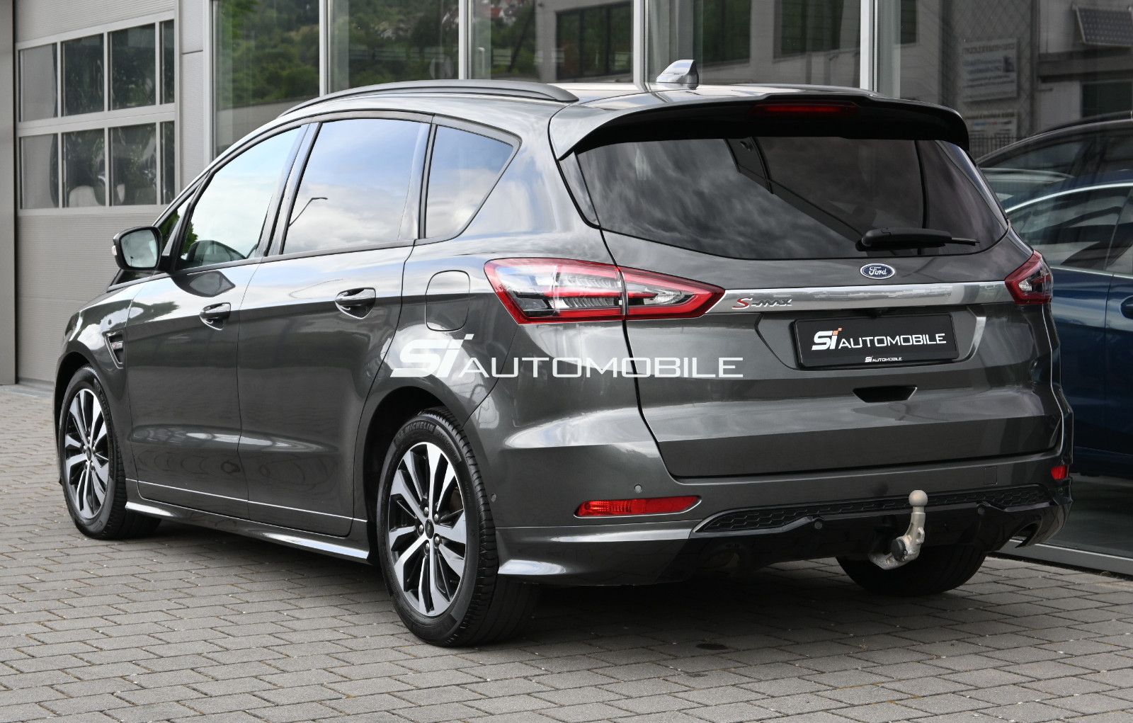 Fahrzeugabbildung Ford S-Max 2,0D EcoBlue ST-Line °ACC°AHK°STANDHEIZ°