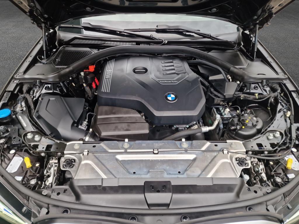 BMW 3 Series i *CarPlay*, миниатюра 9