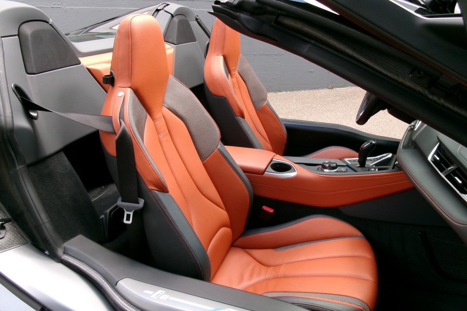 BMW i8 Roadster