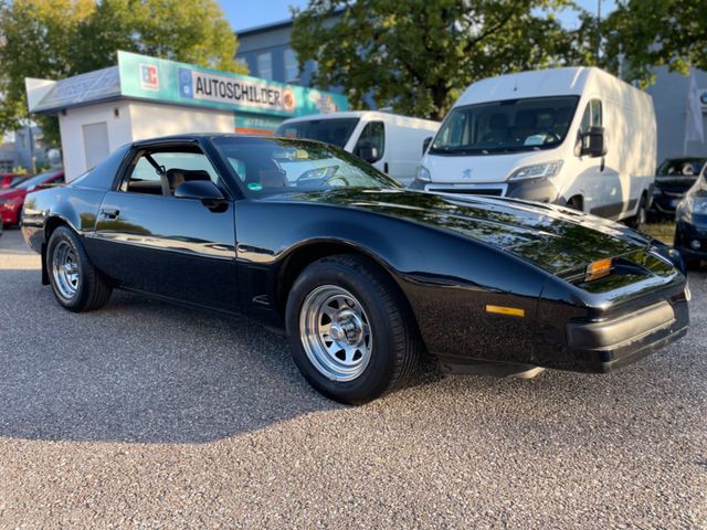 Pontiac Firebird 2.8L Targa BJ 89