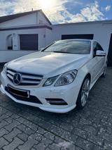 Mercedes-Benz E 350 Coupé E 350 CDI AMG, Pano, Sitzbelüftung - Mercedes-Benz E 350 in Mainz