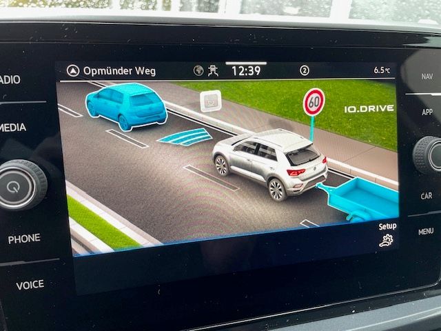 T-Roc Style 2.0 TDI NAVI AHK StandHZG Matrix LED