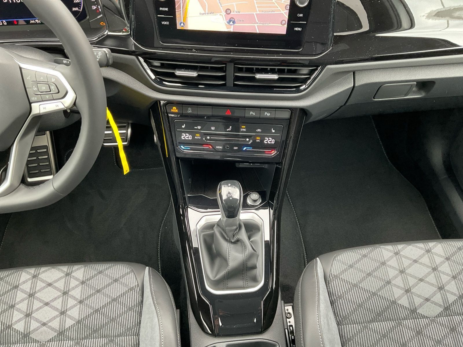Volkswagen T-Roc - Bild 11