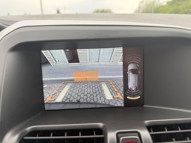 Volvo XC60 XC 60 5-Zylinder Summum AWD