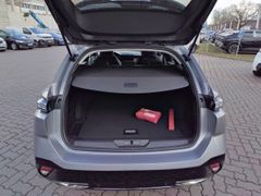 Fahrzeugabbildung Peugeot 308 SW Hybrid 136 Allure 360° Kamera, Tot-Winkel