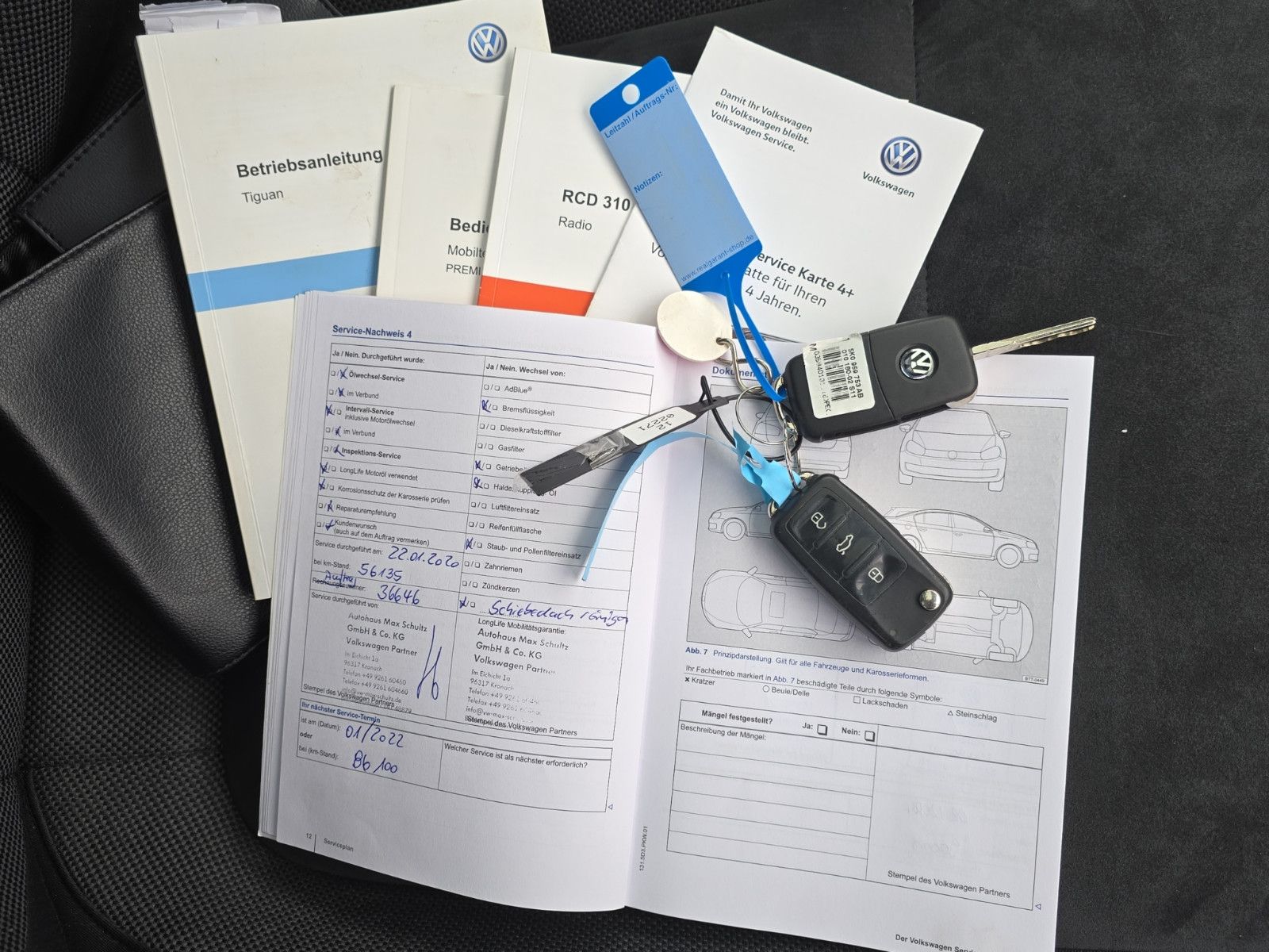 Fahrzeugabbildung Volkswagen Tiguan Sport & Style 4Motion+1.HAND+AUTOMATIK