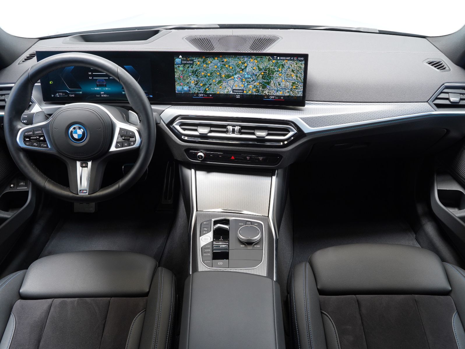 Fahrzeugabbildung BMW 320 e Touring M Sport FACELIFT/WIDESCREEN/HEADUP