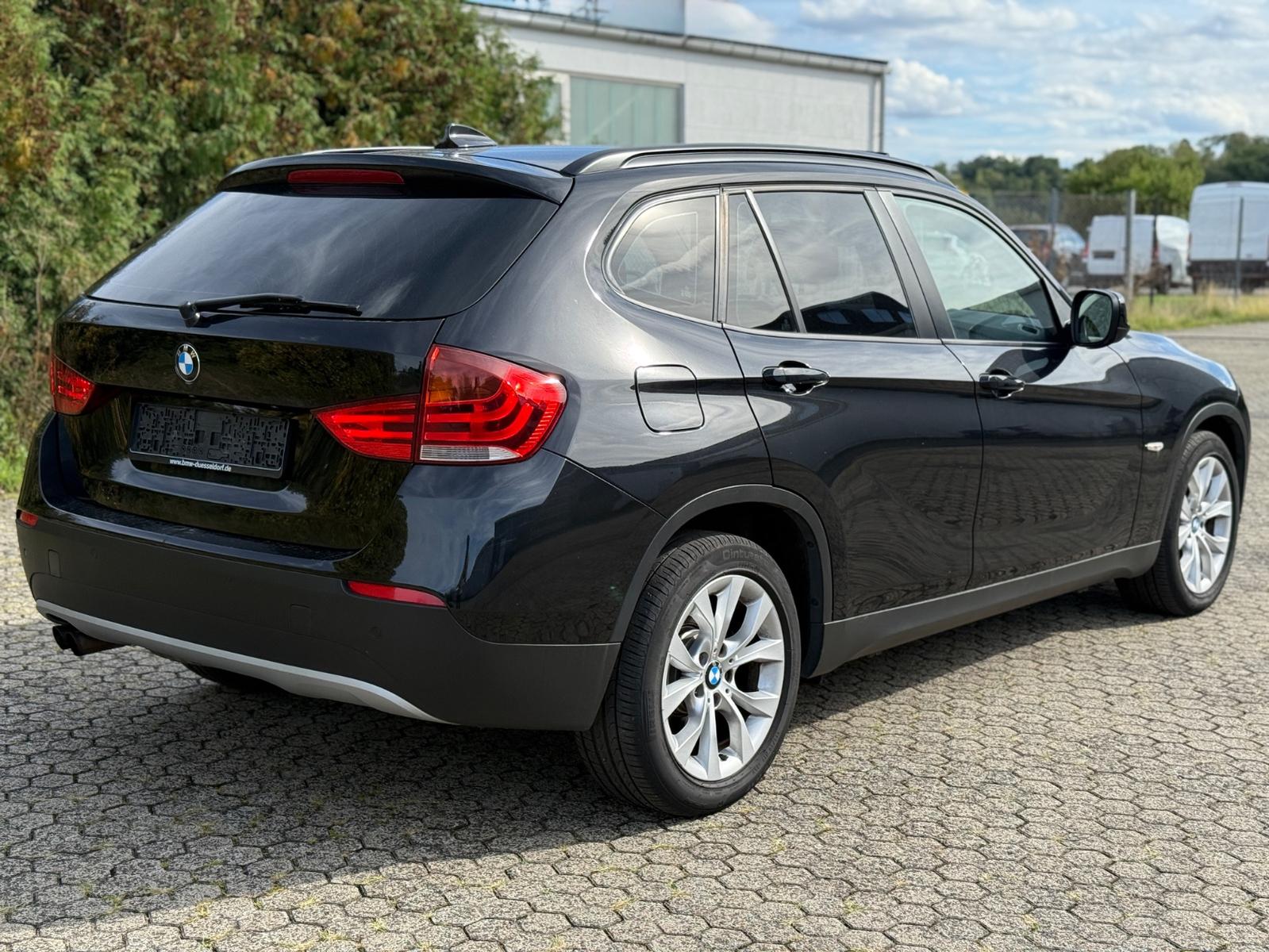 BMW X1 3.0 XDRIVE * BVA * PANORAMIQUE * XENON * GPS* | 218 ch | 4X4