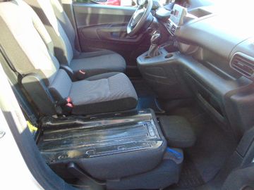 Bild 10 Peugeot Partner Premium L1