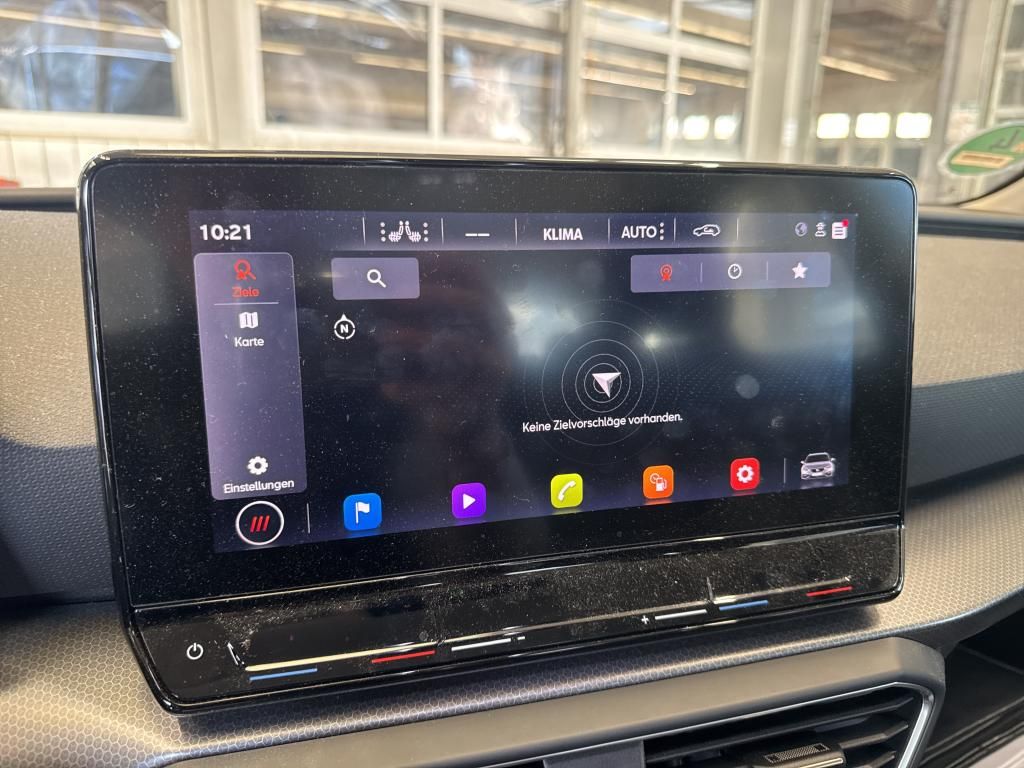 Fahrzeugabbildung SEAT Leon ST TSI Style LED AHK Navi AID GRA Park-Assi