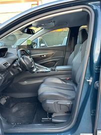 Peugeot 3008 - 11