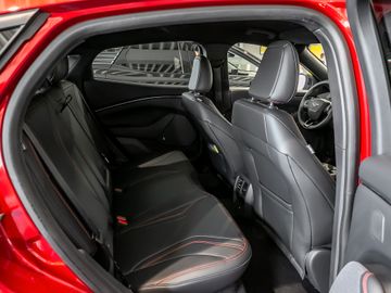 Ford Mustang Mach-E Basis AWD Stauassistent Kamera