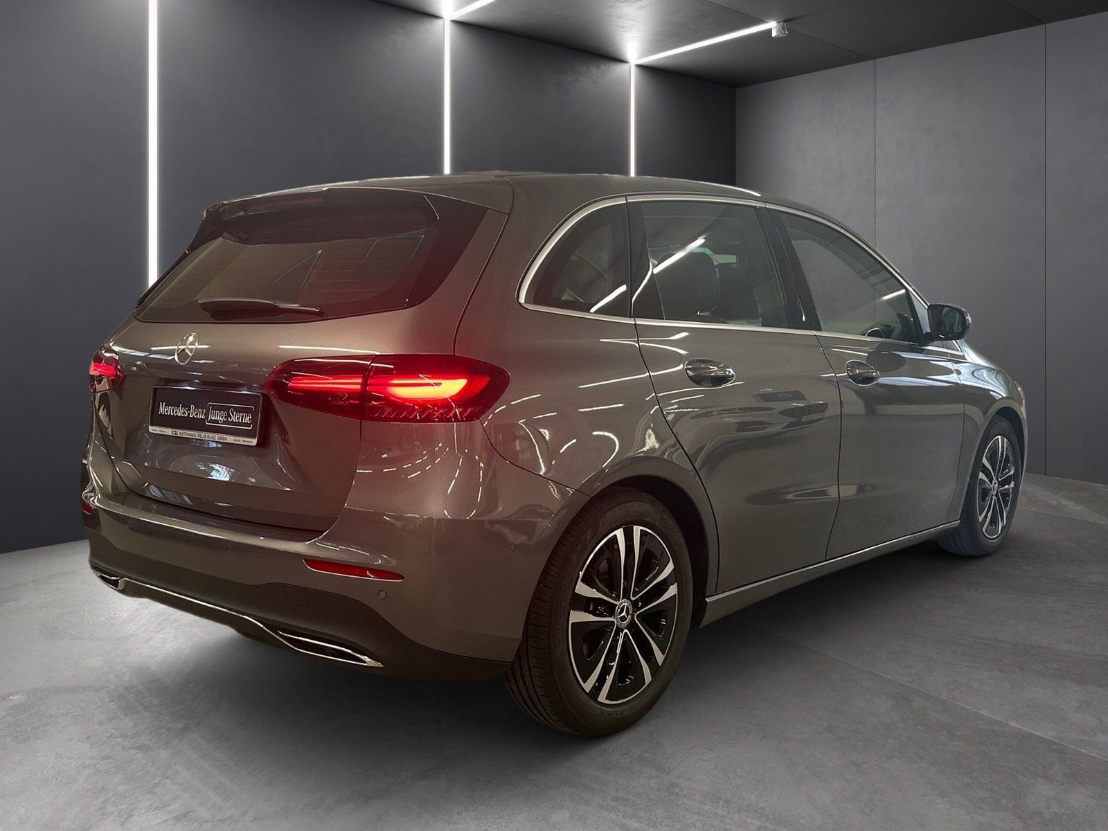 Fahrzeugabbildung Mercedes-Benz B 200 Progressive*Distronic*Totwinkel*MulitBeam*