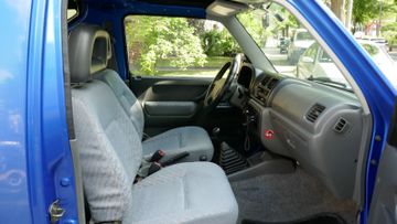 Fahrzeugabbildung Suzuki Jimny  Cabrio JLX 4x4