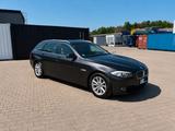 BMW F11 525d / TÜV 06/28 / AHK / NAVI / He... - BMW 525 in Karlsruhe