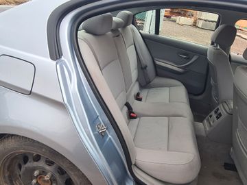 BMW 318 - 12