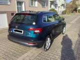 Skoda Karoq 1.6 TDI DSG Style (Lava Blau Metallic) - Skoda Karoq von privat