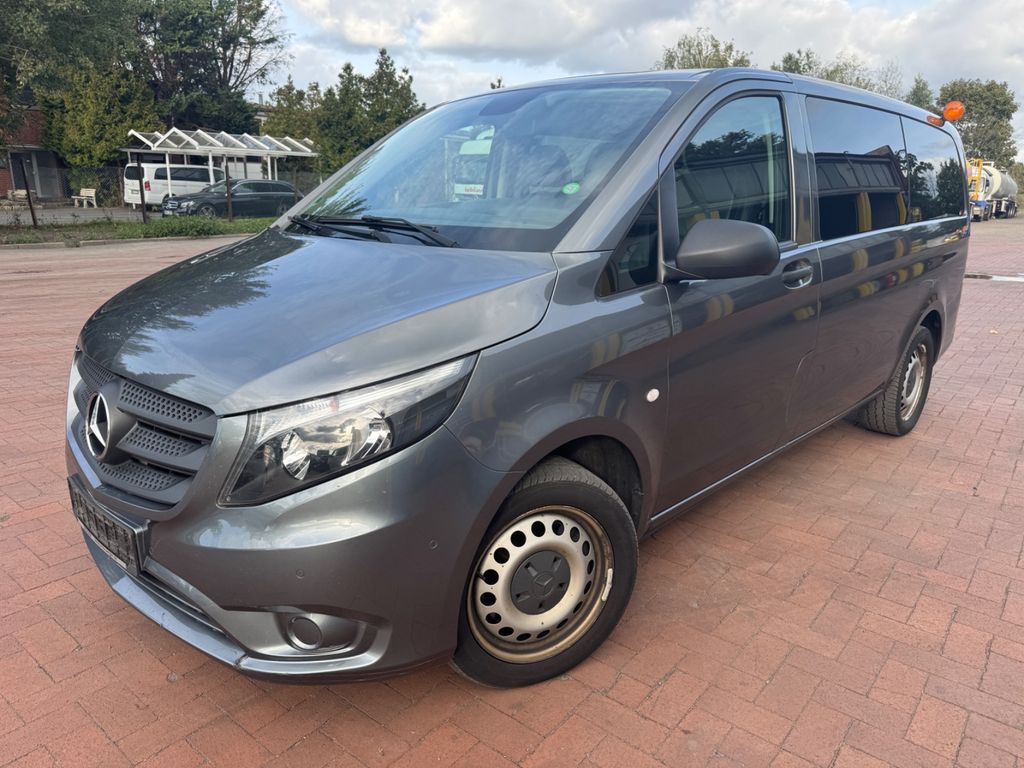 Image of Mercedes-Benz Vito