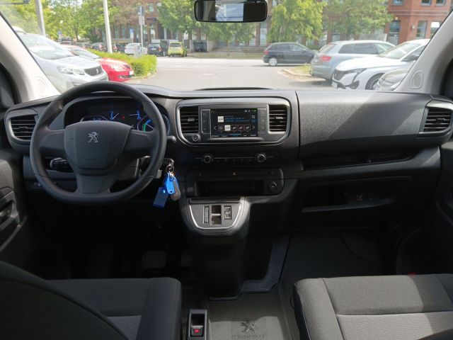 Peugeot e-Expert L2 (50kWh)