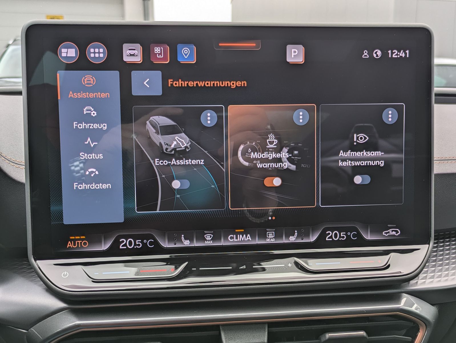 Fahrzeugabbildung CUPRA Leon 1.5 eTSI *PANO*ALCAN.*Drive2*ACC