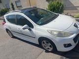 Peugeot 208 SW - Peugeot 208: SW