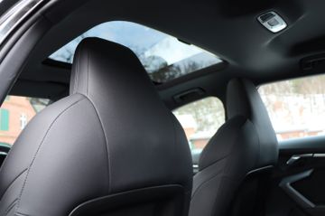 Fahrzeugverkauf 28 Audi A3 Sportback 35 TFSI S line Matrix Sonos Pano