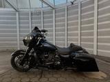 Harley-Davidson Street Glide Special FLXS / CVO / AVON / BLACK - HARLEY-DAVIDSON BLACK