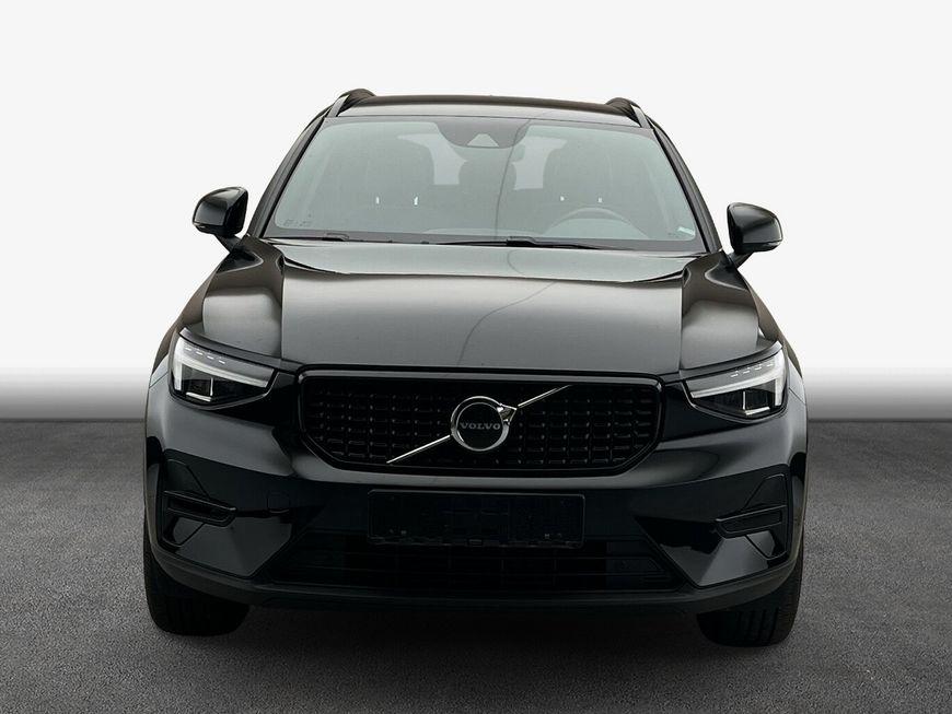 Volvo XC40 T2 Plus Dark