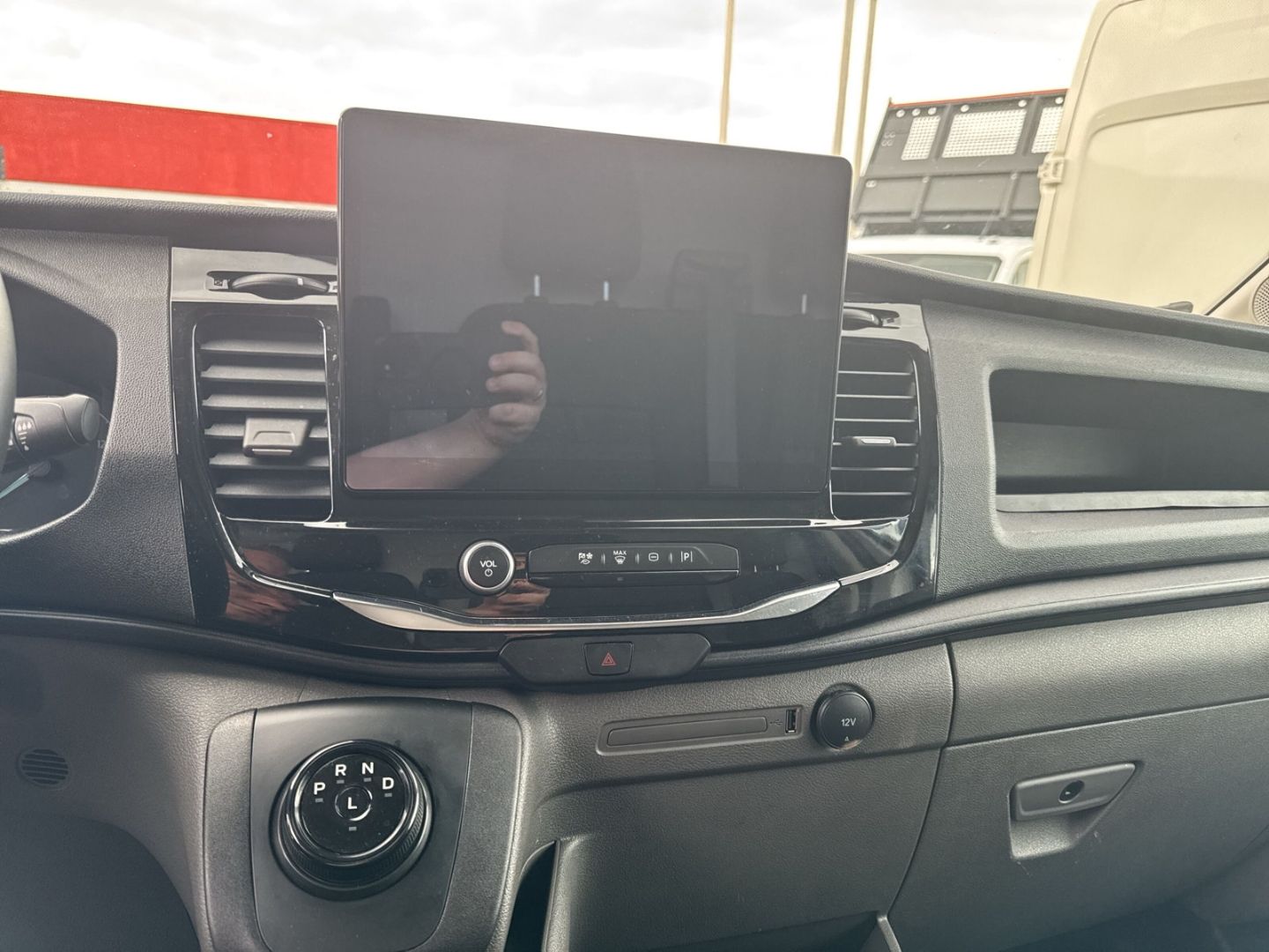 Fahrzeugabbildung Ford Transit Kasten E 350 L3 Trend Elektromotor