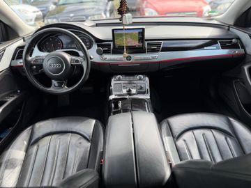 Audi A8 - 9