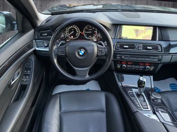 BMW 520 d xDrive Touring*PANO*LED*NAVI*HUD*KAMERA