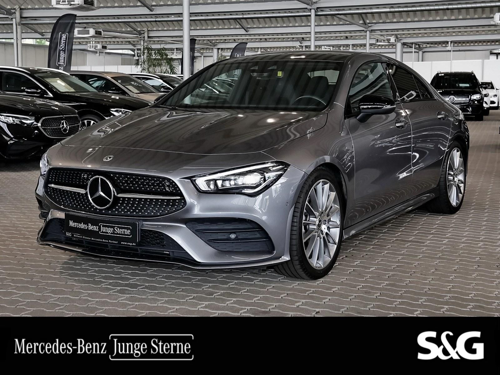 MERCEDES-BENZ CLA 200 4M Coupé AMG DISTRO+PANO+M-LED+NIGHT+19"