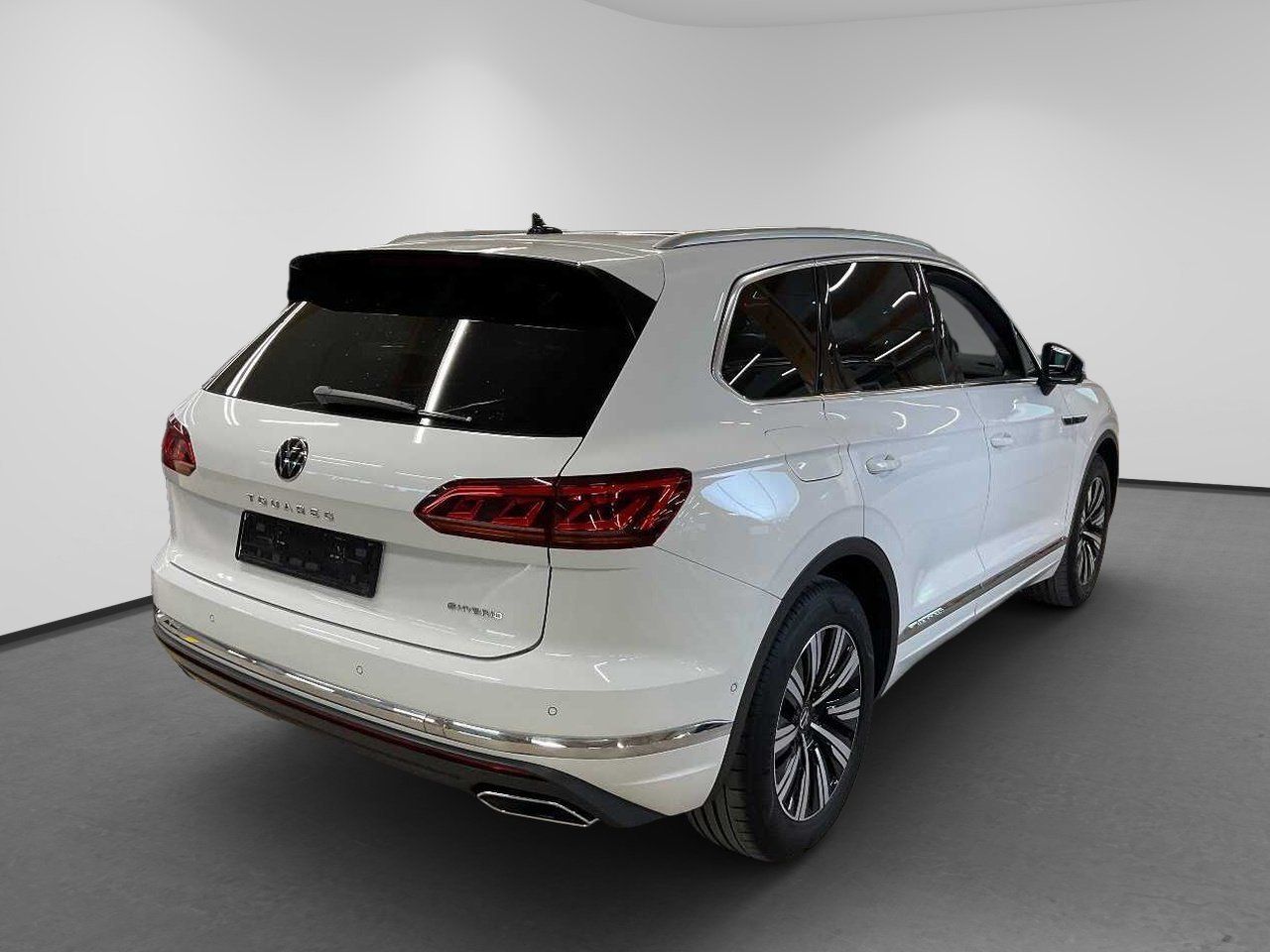Volkswagen Touareg 3.0 V6 TSI eHybrid Elegance 4Motion Matr foto 2