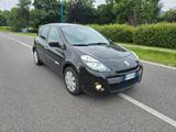 Renault RENAULT CLIO 1.2 YAHOO "OK PER NEOPATENTATI" - Renault Clio mit Benzin-Antrieb: Limousine, Yahoo