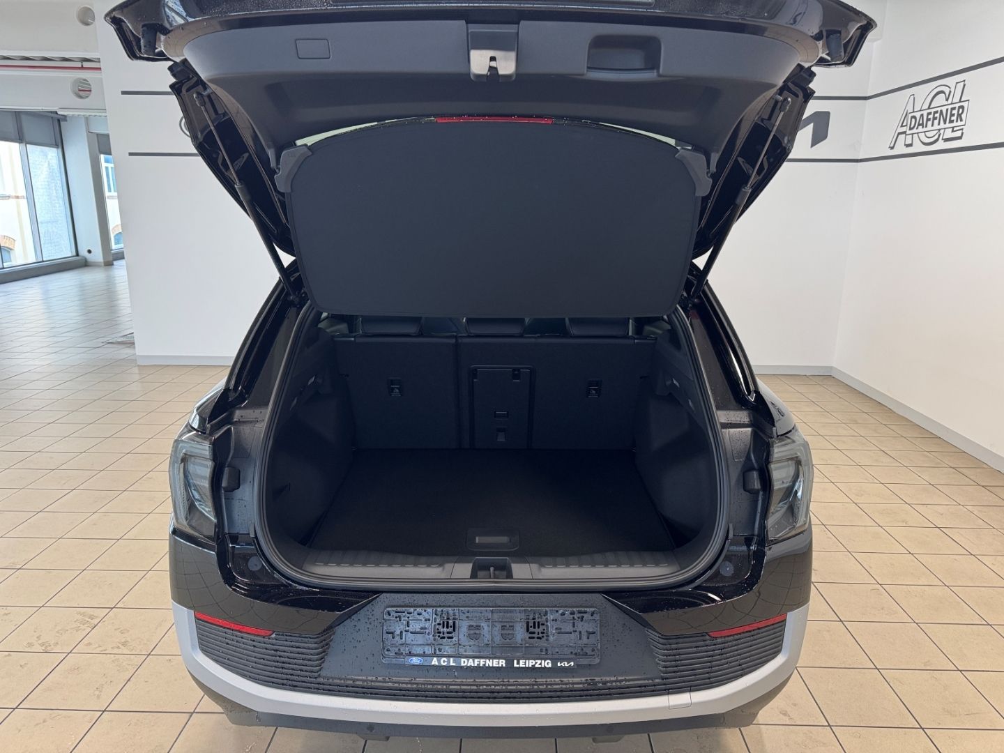 Fahrzeugabbildung Ford Explorer RWD LED Kamera Spurhalteass.