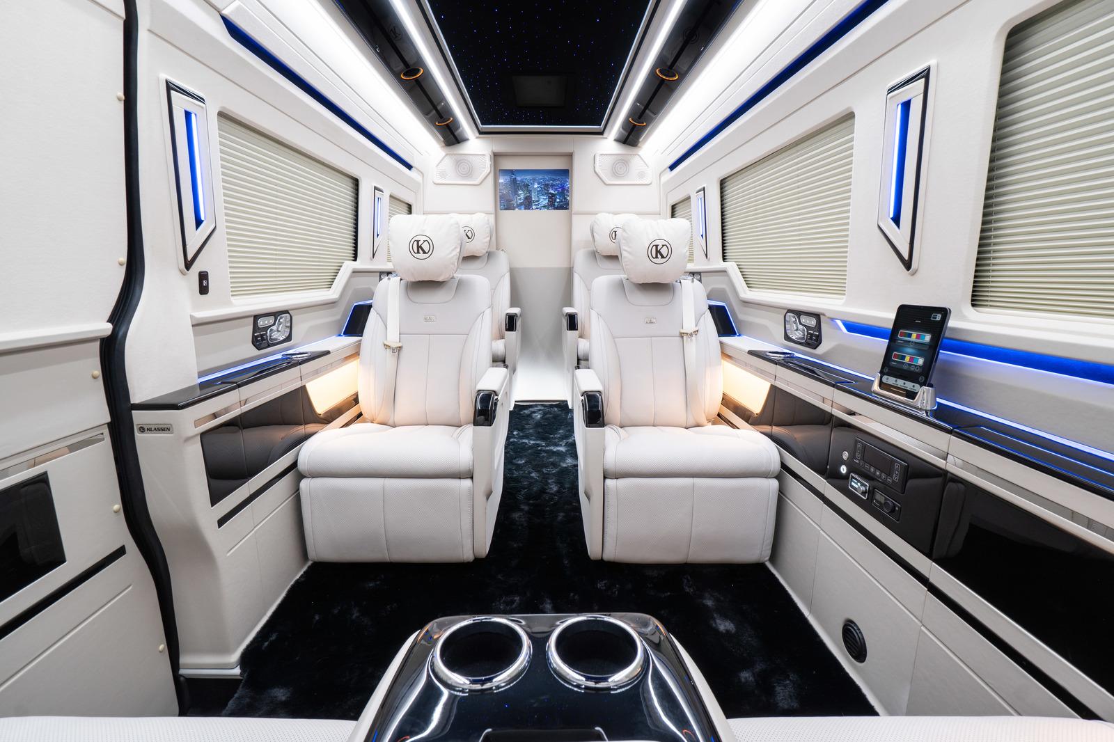 Mercedes-Benz Sprinter 519 - VIP luxury performance 2026
