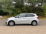 BMW 220 Baureihe 2 Active Tourer*1 Hand*35TKM*Pano* - BMW 220 in Hamburg