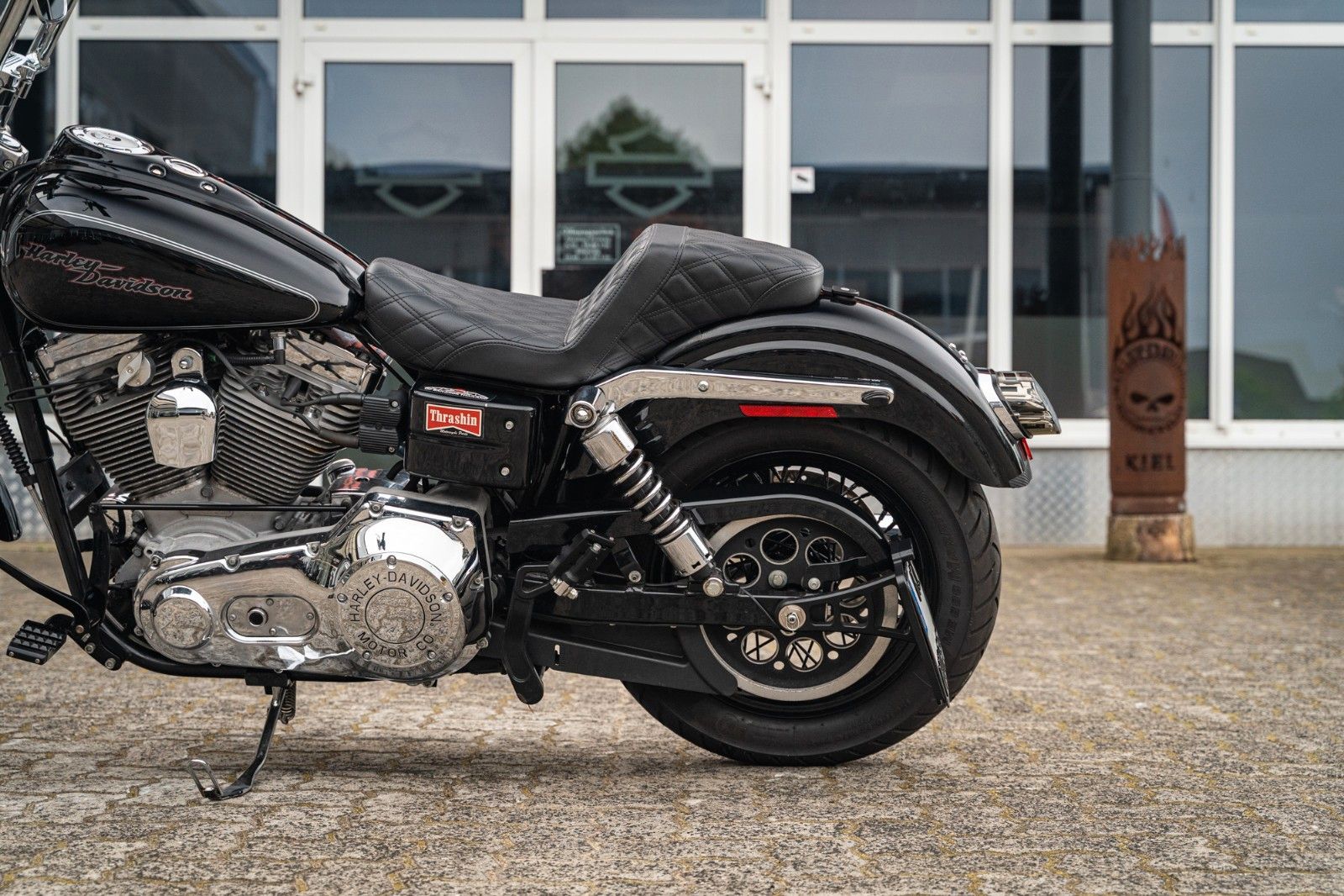 Fahrzeugabbildung Harley-Davidson DYNA SUPER GLIDE CUSTOM  FXDCI - PENZL - APE