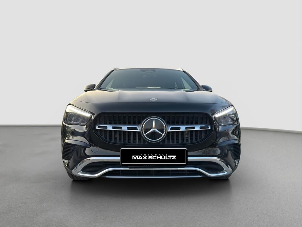 Fahrzeugabbildung Mercedes-Benz GLA 200 d LED*DISTRONIC*SpurH*elHeck*AHK*RFK*PDC