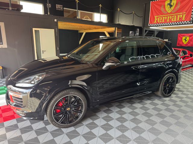 PORSCHE Cayenne GTS VOLL/AHK/ACC/360/LUFT