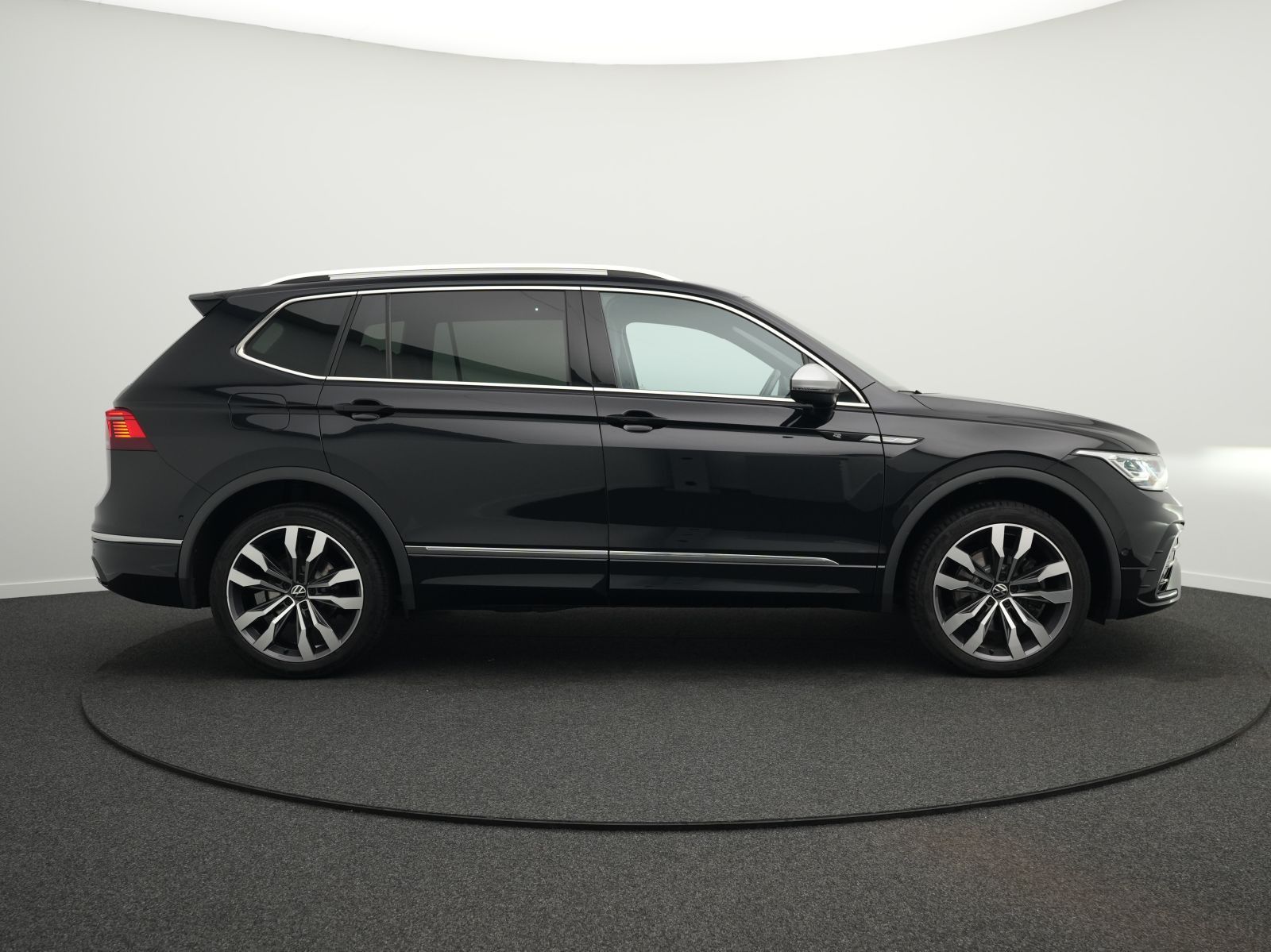 Volkswagen Tiguan Allspace - Bild 12